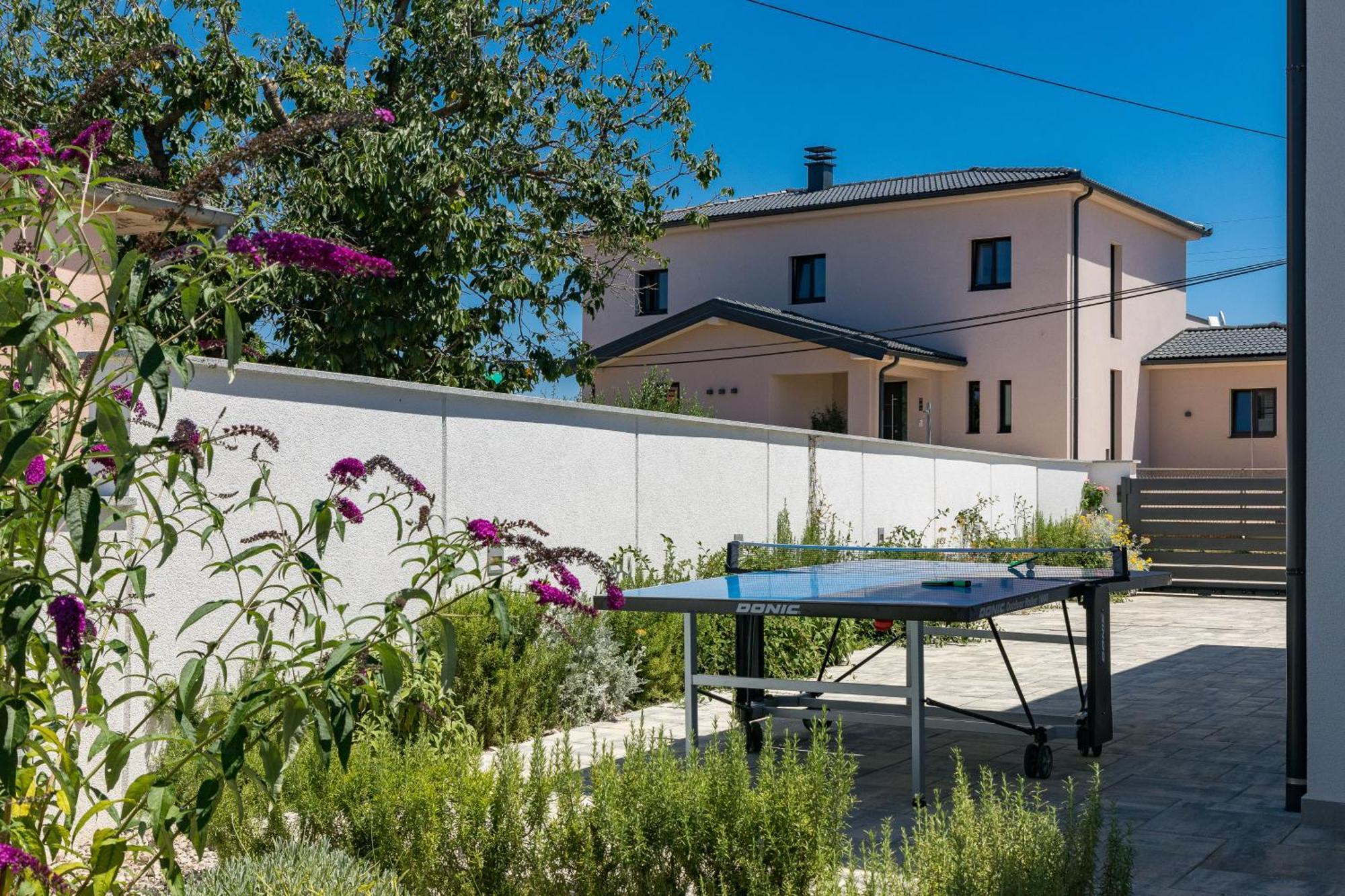 Casa L Vila *